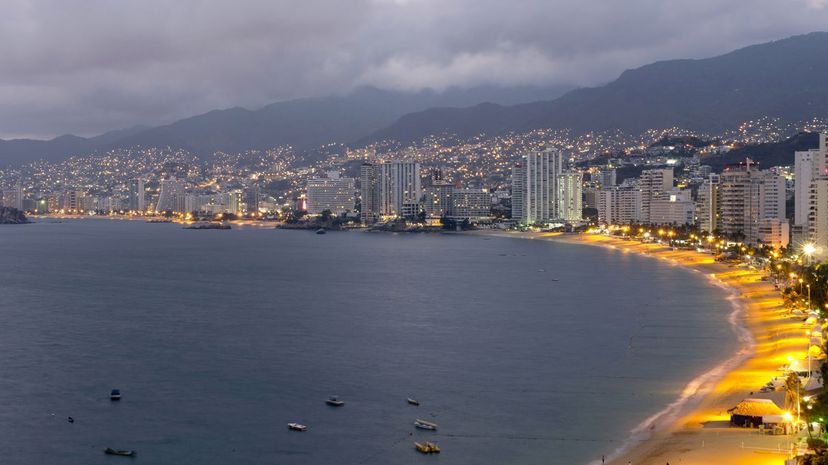 25 Acapulco