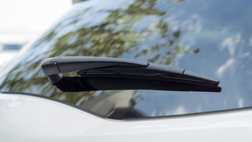 rear windshield wiper