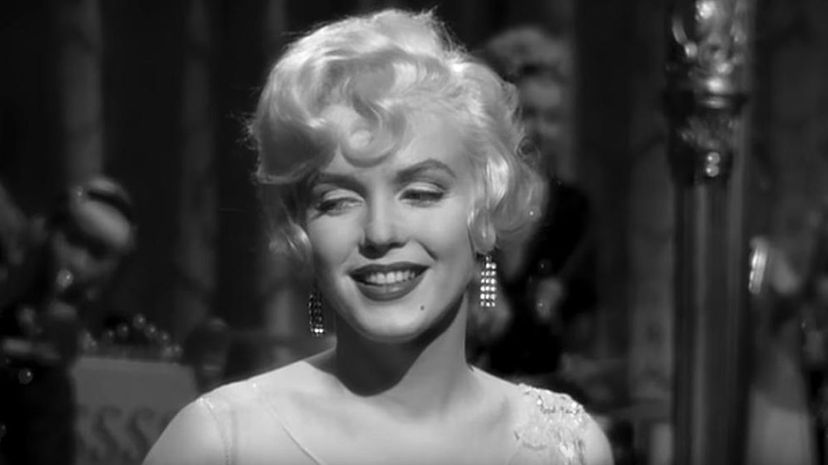 23. Curly Bob Marilyn Monroe