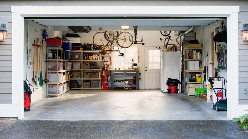 10-Garage