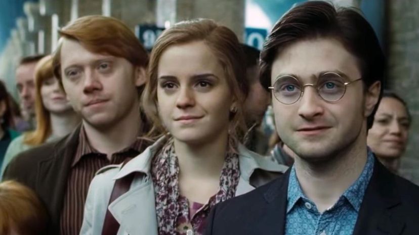 The Hogwarts kids- then & now.  Harry potter, Harry potter cast, Harry  potter quizzes