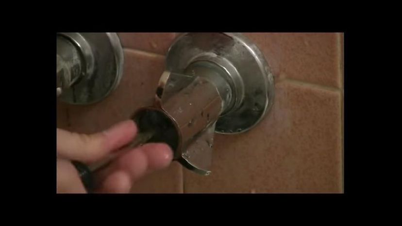 faucet handle puller