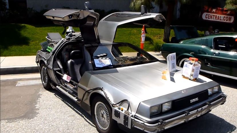 DeLorean DMC-12