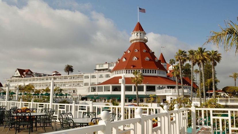 26 Hotel del Coronado