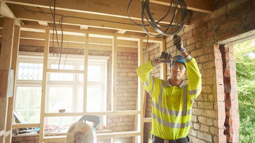 Can You Pass This Master Electrician Quiz?