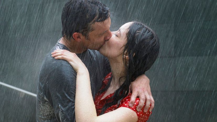 Q 18 Kiss in the rain