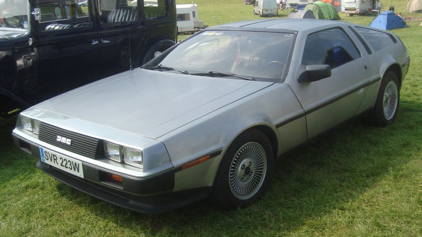 DeLorean DMC-12