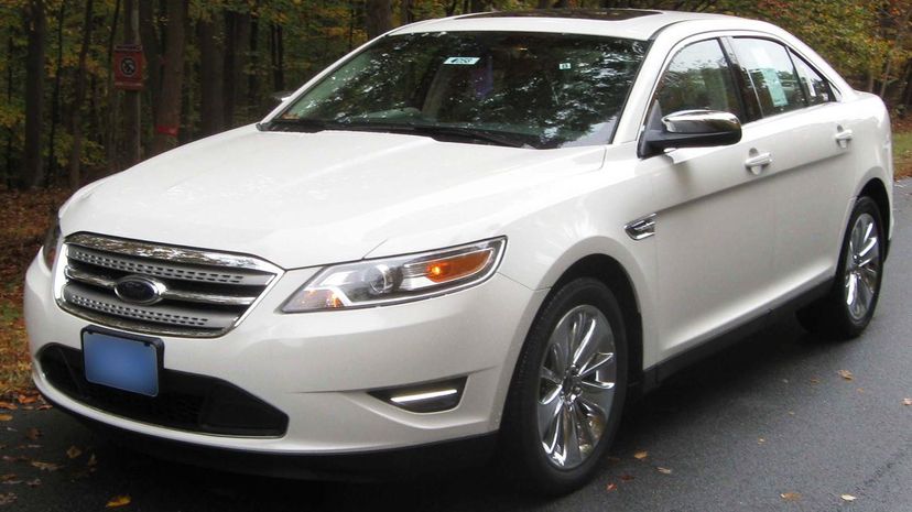 6 - Ford Taurus