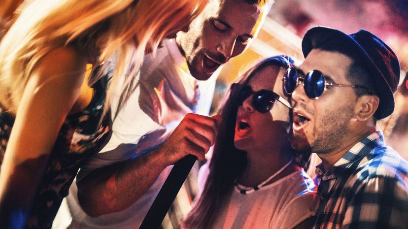 28 - singing friends