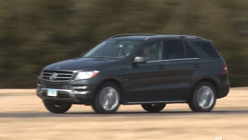 Mercedes-Benz ML350 (Parks and Recreation)