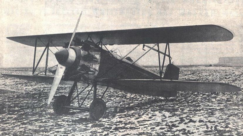 33 Avia_BH-33_1