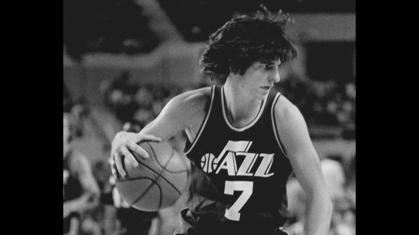 13 - Pete Maravich