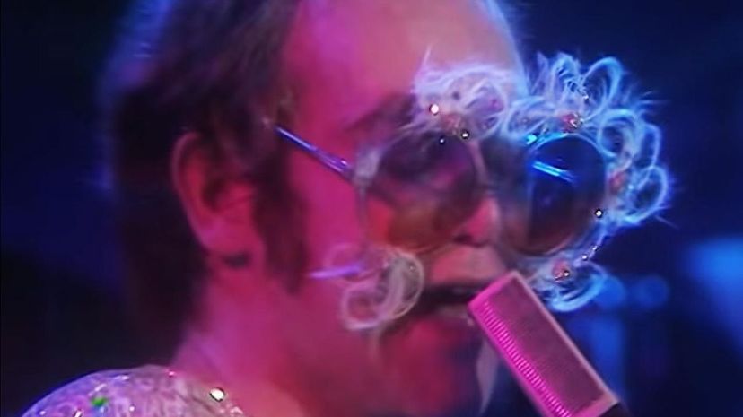 17 - Elton John - Lucy In The Sky With Diamonds