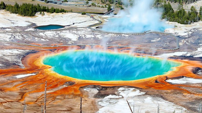 4 Yellowstone National Park GettyImages-146961222