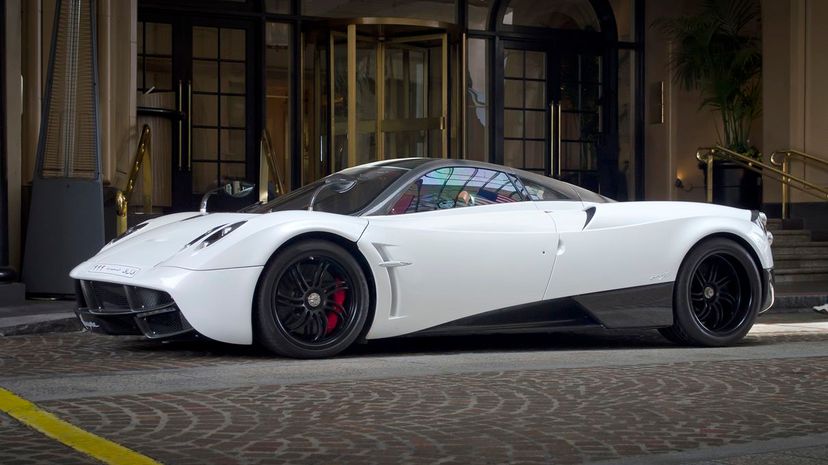 19 Pagani Huayra