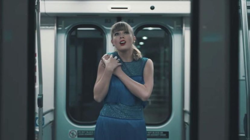 24 - Taylor Swift - Delicate