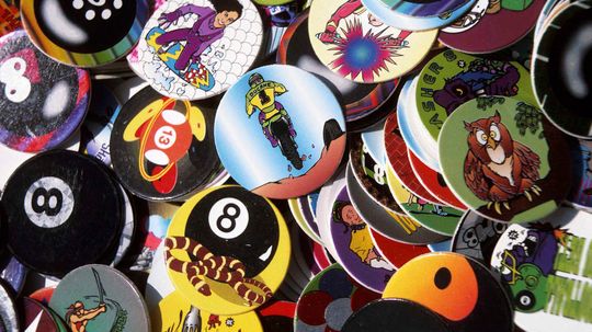 You're Definitely a Kid of the '90s if You Played POGs