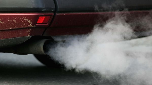 cars causing air pollution