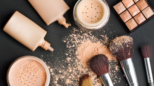 Powder vs. Liquid Makeup