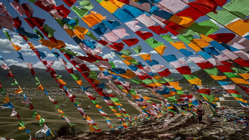 tibetan prayer flags	