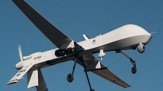 How the Predator UAV Works“border=