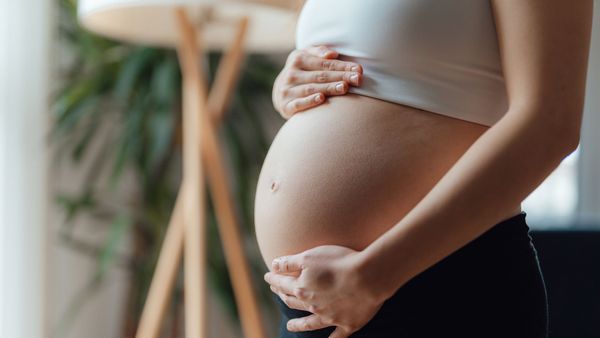 pregnan't woman's belly