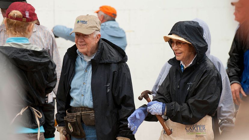 总统吉米·卡特（Jimmy Carter）和他的妻子罗莎琳（Rosalynn），人类栖息地“border=