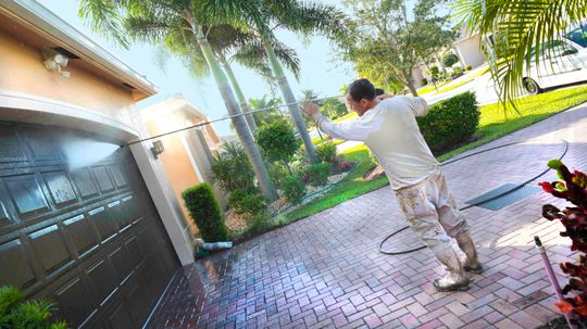 How To Use a Pressure Washer