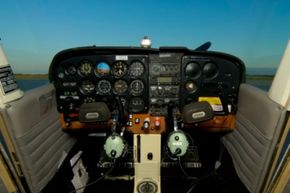 私人飞行员执照”width=