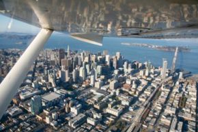 私人飞行员执照”width=