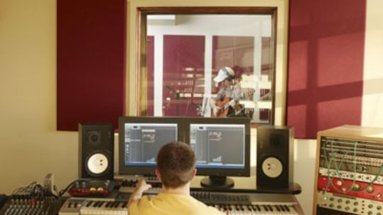 How Pro Tools Software and Hardware Works