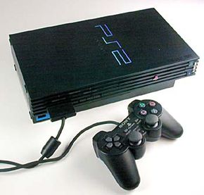 标准的索尼PlayStation 2控制器有15个按钮。查看更多视频游戏系统图片。＂width=