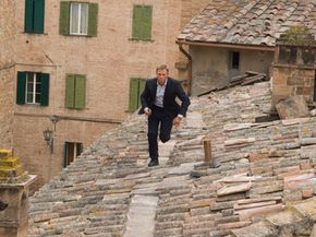Daniel Craig performed the majority of his own stunts in “Quantum of Solace.”