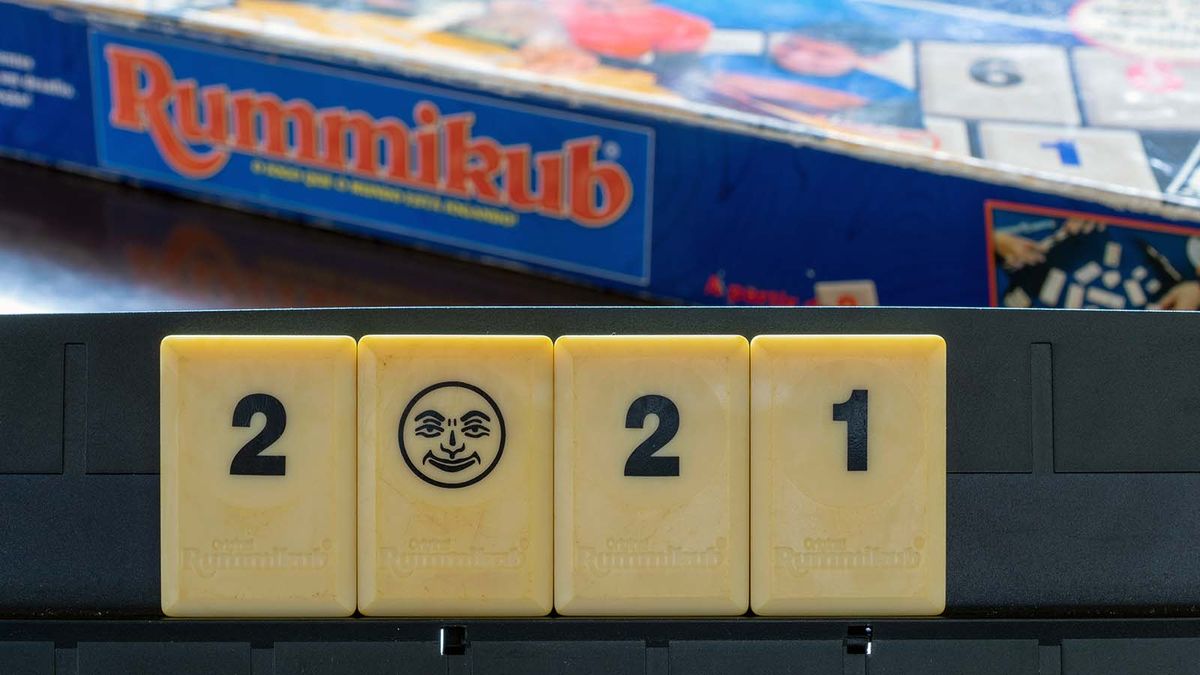 Rummikub with 3 special jokers!