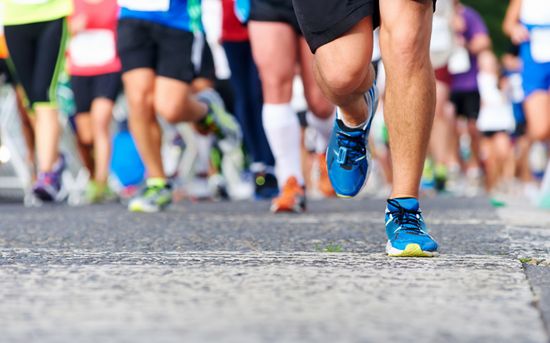 是否可以向后跑马拉松吗?”class=