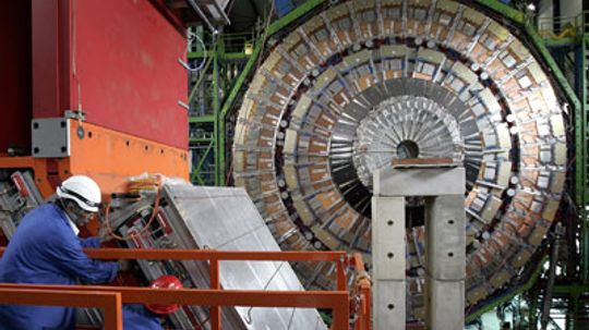 科学家可以重现大爆炸吗?”width=