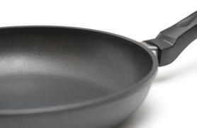 teflon pan photo