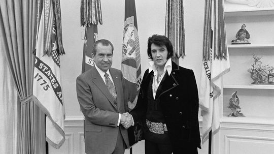 August 16, 1977: Elvis Presley Dies