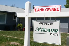 bank owned real estate sign
