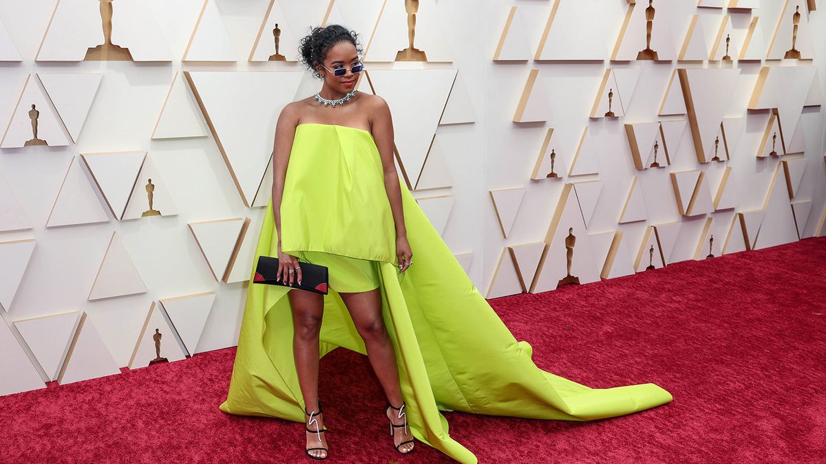 Oscars Red Carpet 2021: See the Best Celebrity Fashion