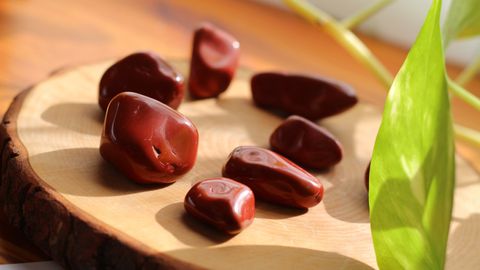Red Jasper Crystal Meaning: Discover Its Healing Properties & Uses - Vimarsana News