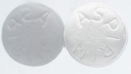 How to Remove Warts Naturally with Aspirin and Common Household Items