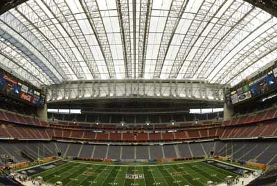 retractable roof pic