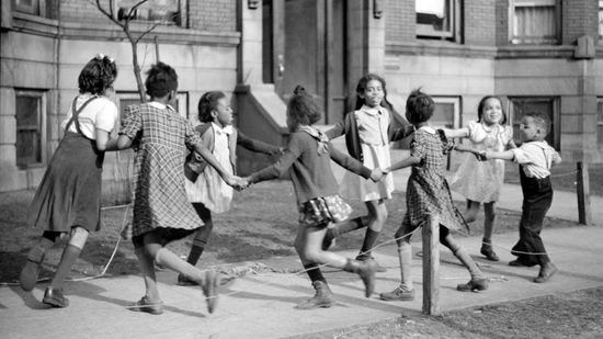 “Ring Around the Rosie”的真正含义是什么?＂class=