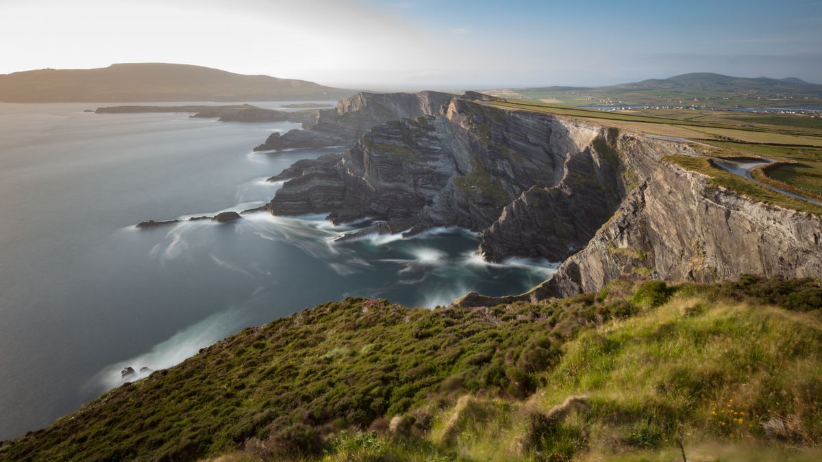 Exploring the Magnificent Ring of Kerry: A Journey Through Ireland's Breathtaking Peninsula 