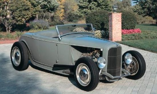 Ritzow Deuce:一个热棒的侧面＂class=