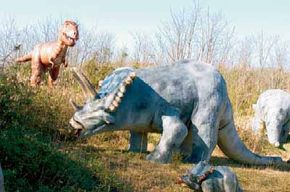 The Dinosaur Roadside Statue Garden in Cave City, Kentucky, was designed to mark the territory where dinosaur skeletons were discovered.