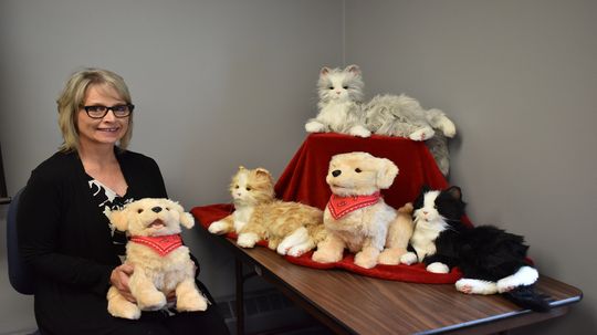 Lifelike Robo Pets Help Seniors Combat Loneliness