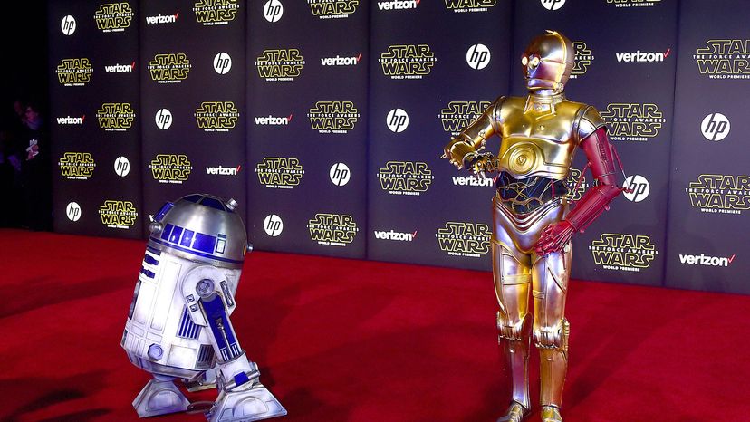 R2-D2 (left) and C-3PO