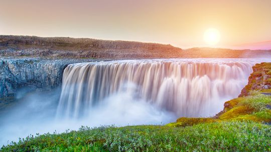 10 Waterfalls to See Before You Die